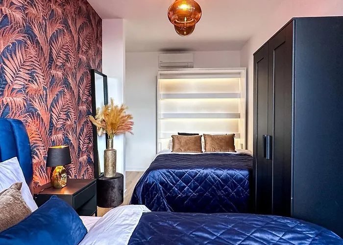 Cooth's Royale * Μπρέντα