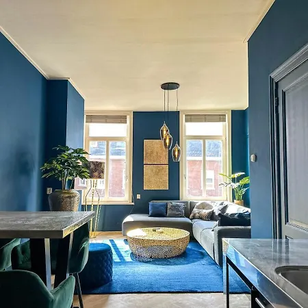 Apartment Cooth's Royale *